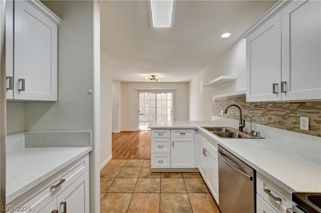 Building Photo - 1602 Coyote Run Dr