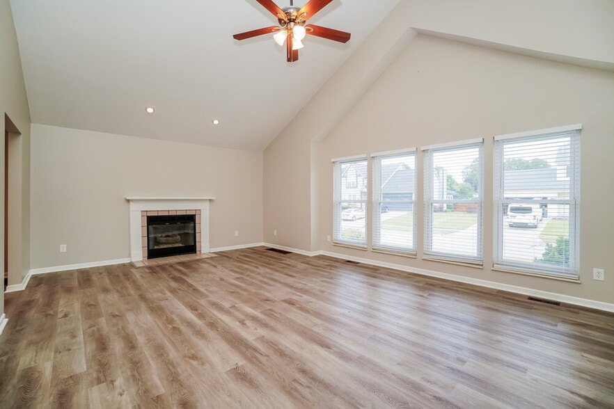 Building Photo - 486 Rambling Brook Dr