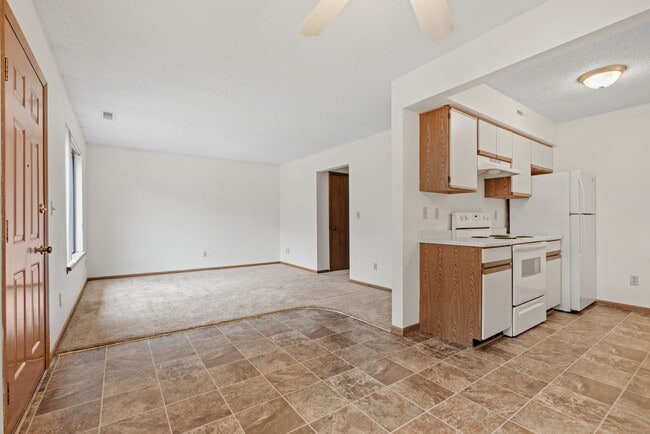 Floorplan - Jordan Creek and Mills