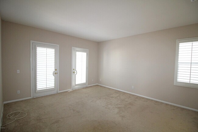 Building Photo - 785 E Port Hueneme Rd