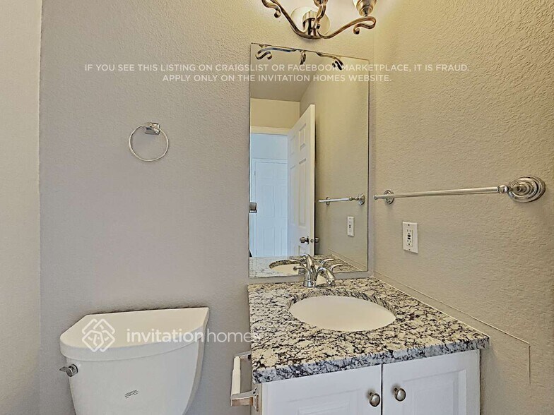 Building Photo - 6428 Elsinore Dr