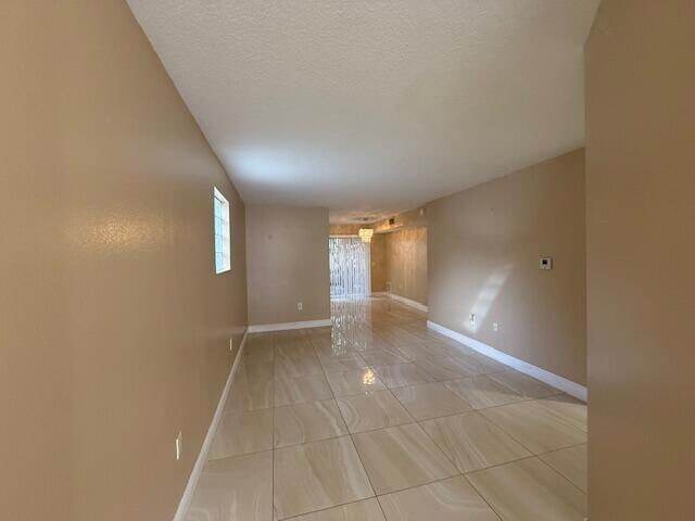 Building Photo - 3760 N Jog Rd