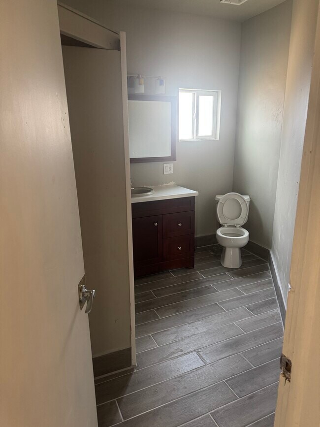 Building Photo - 221-211 11th St