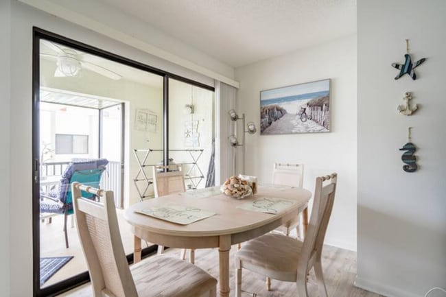 Building Photo - 2810 N Beach Rd