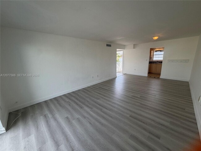 Building Photo - 7590 SW 82nd St