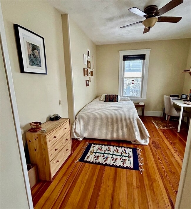 Building Photo - 11 Heath St