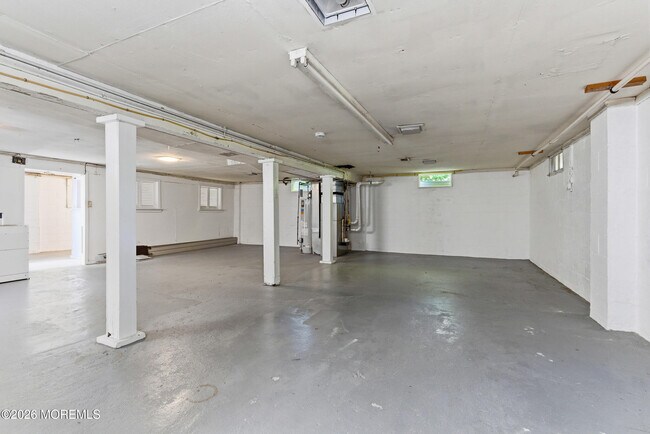 Building Photo - 506 Woodland Rd