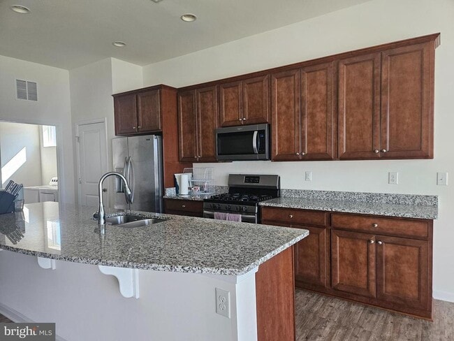 Building Photo - 29662 Riverstone Dr