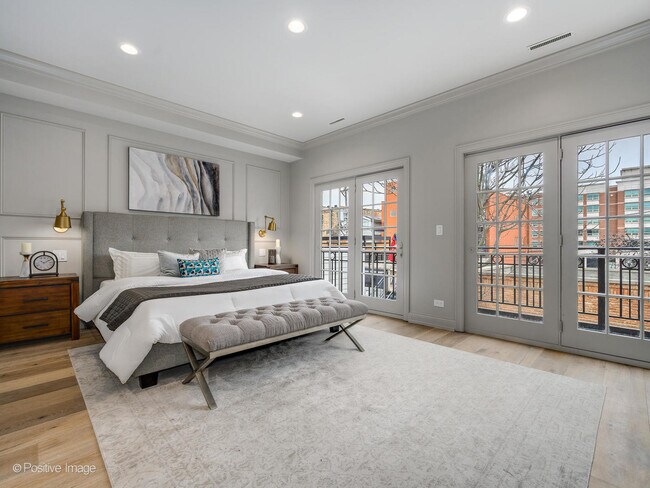 Building Photo - 1143 W Montana St