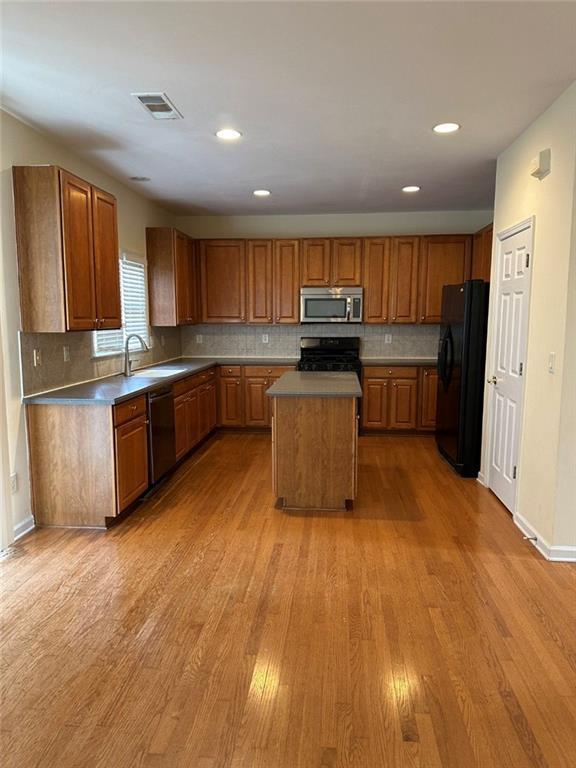 Building Photo - 4008 Divot Ct