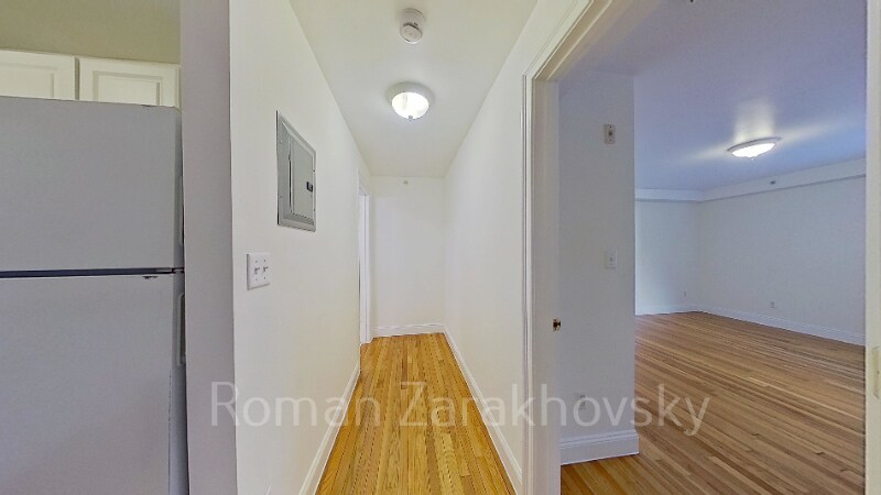 Building Photo - 8 Griggs St