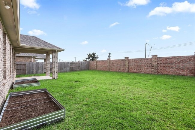 Building Photo - 2410 Table Rock Ct