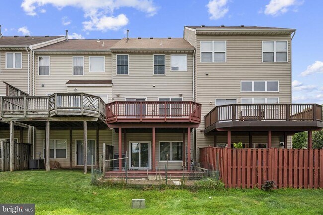 Building Photo - 6147 Early Autumn Dr
