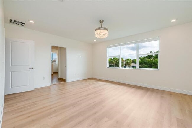 Building Photo - 4194 Marina Way