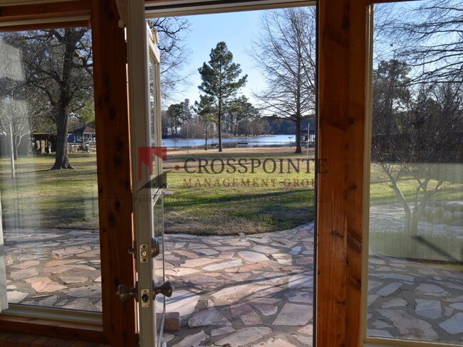 Building Photo - Tour Today! 3 Bedroom Home On Lake Tyler!