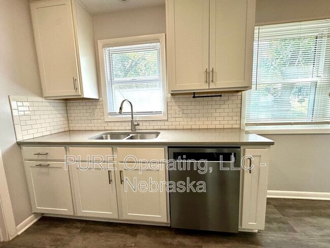 Building Photo - 12735 B St