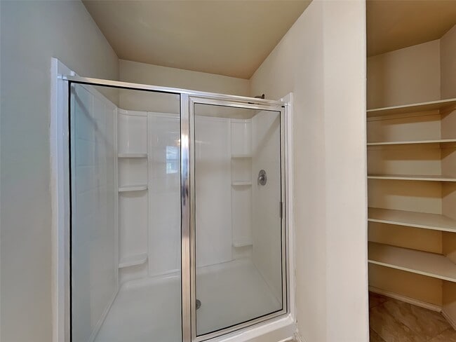 Building Photo - 7210 Alava Dr