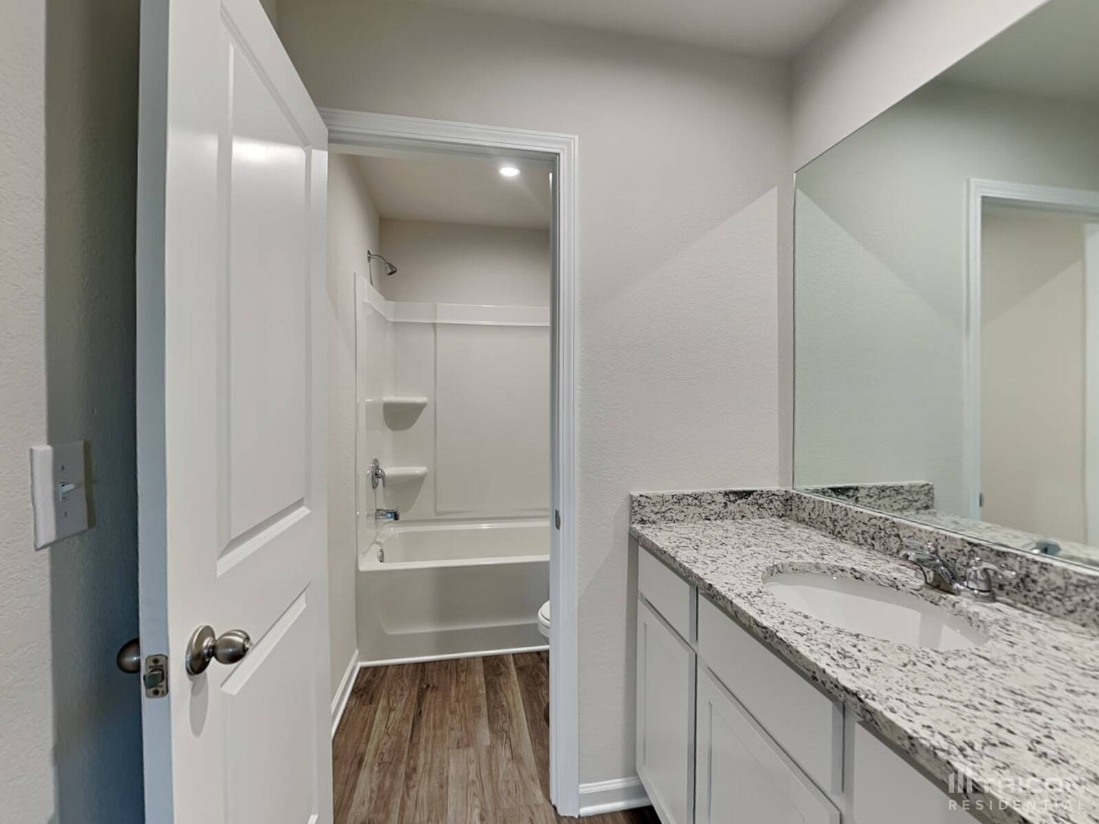 Building Photo - 1322 Deutz Dr