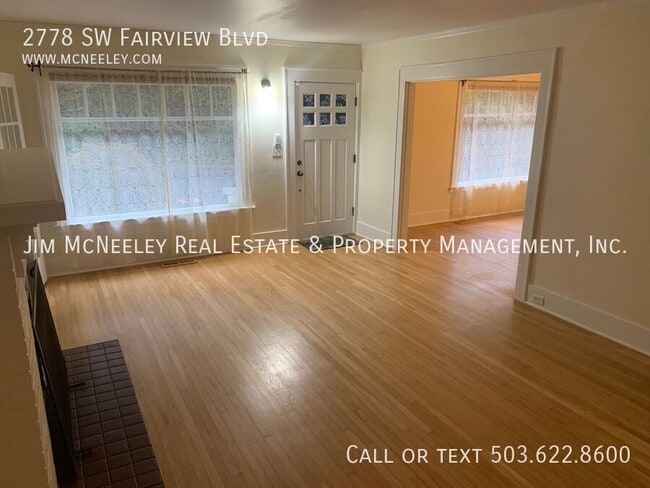 Building Photo - 2778 SW Fairview Blvd
