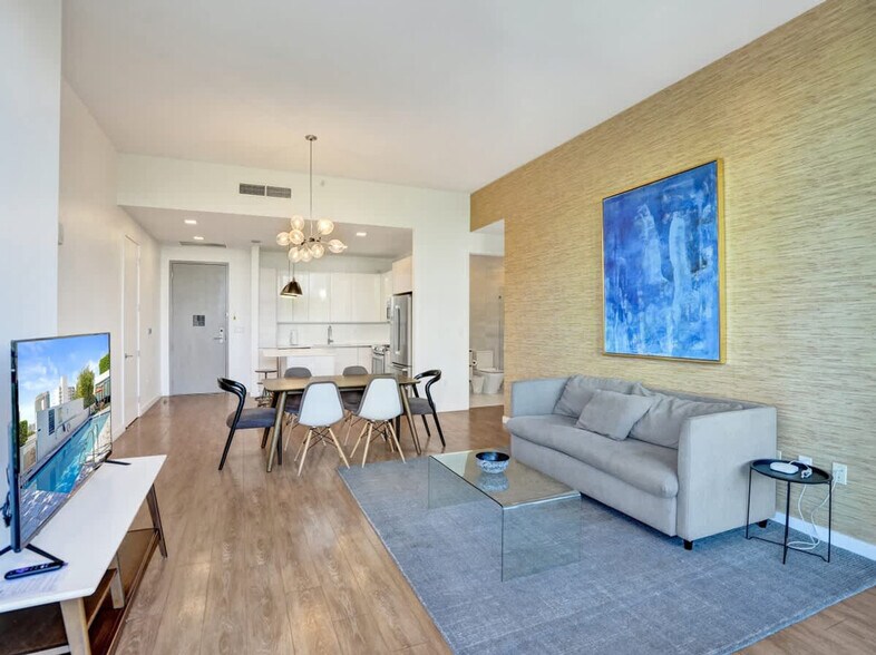 Building Photo - 1220 17th St