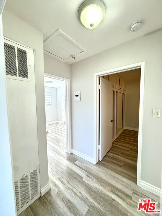 Building Photo - 226 S Gale Dr