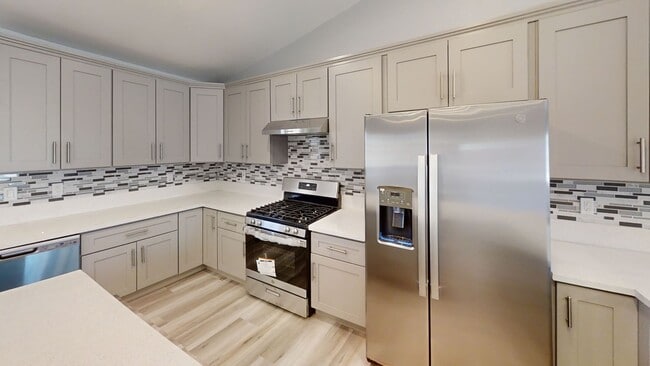 Building Photo - 14565 Cabazon St