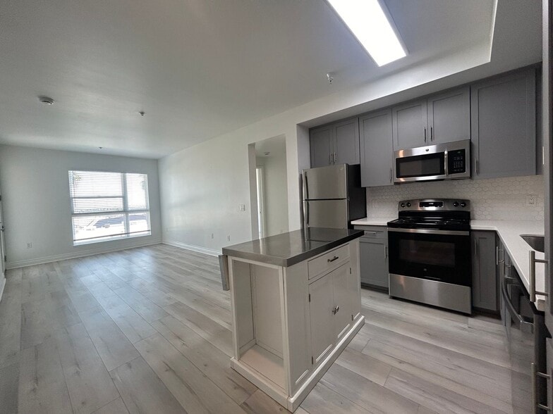 Interior Photo - William on Sunset