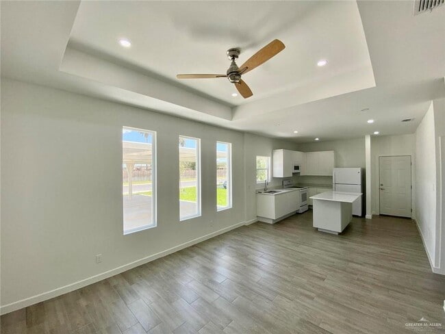 Building Photo - 12 Marcela Dr