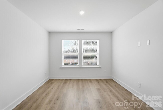 Building Photo - 3945 Tillman Rd