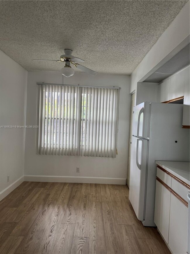 Building Photo - 13101 SW 11th Ct