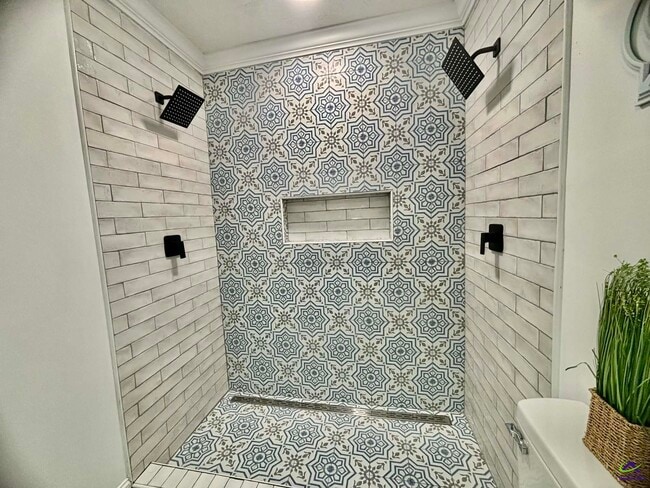 Building Photo - 2800 S Estates Rd