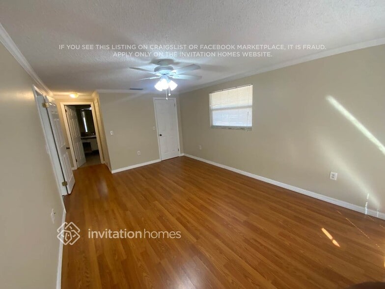 Building Photo - 178 Sandhurst Dr