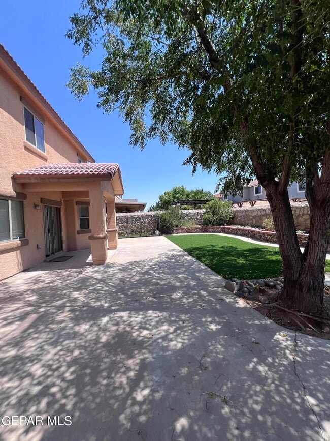 Building Photo - 12688 Tierra Alexis Dr
