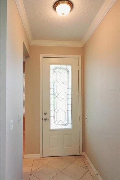 Building Photo - 5532 Sir Churchill Dr