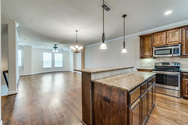 Building Photo - 2500 Rockbrook Dr