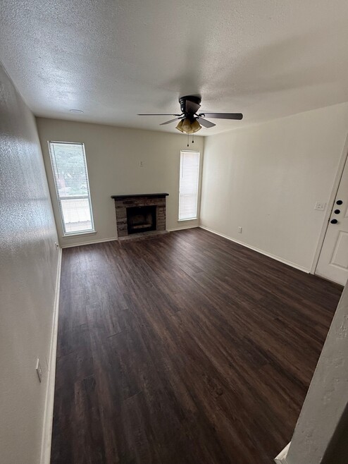 Building Photo - 4507 Coronado Ave