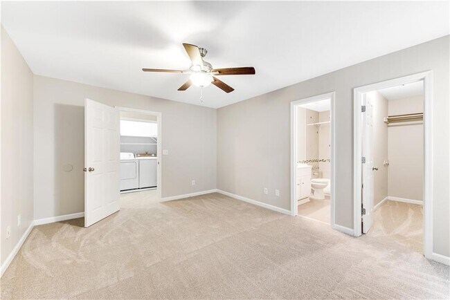 Building Photo - 1420 Old Virginia Ct SE