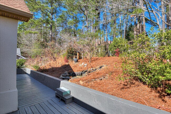 Building Photo - 133 Sweet Gum Ln