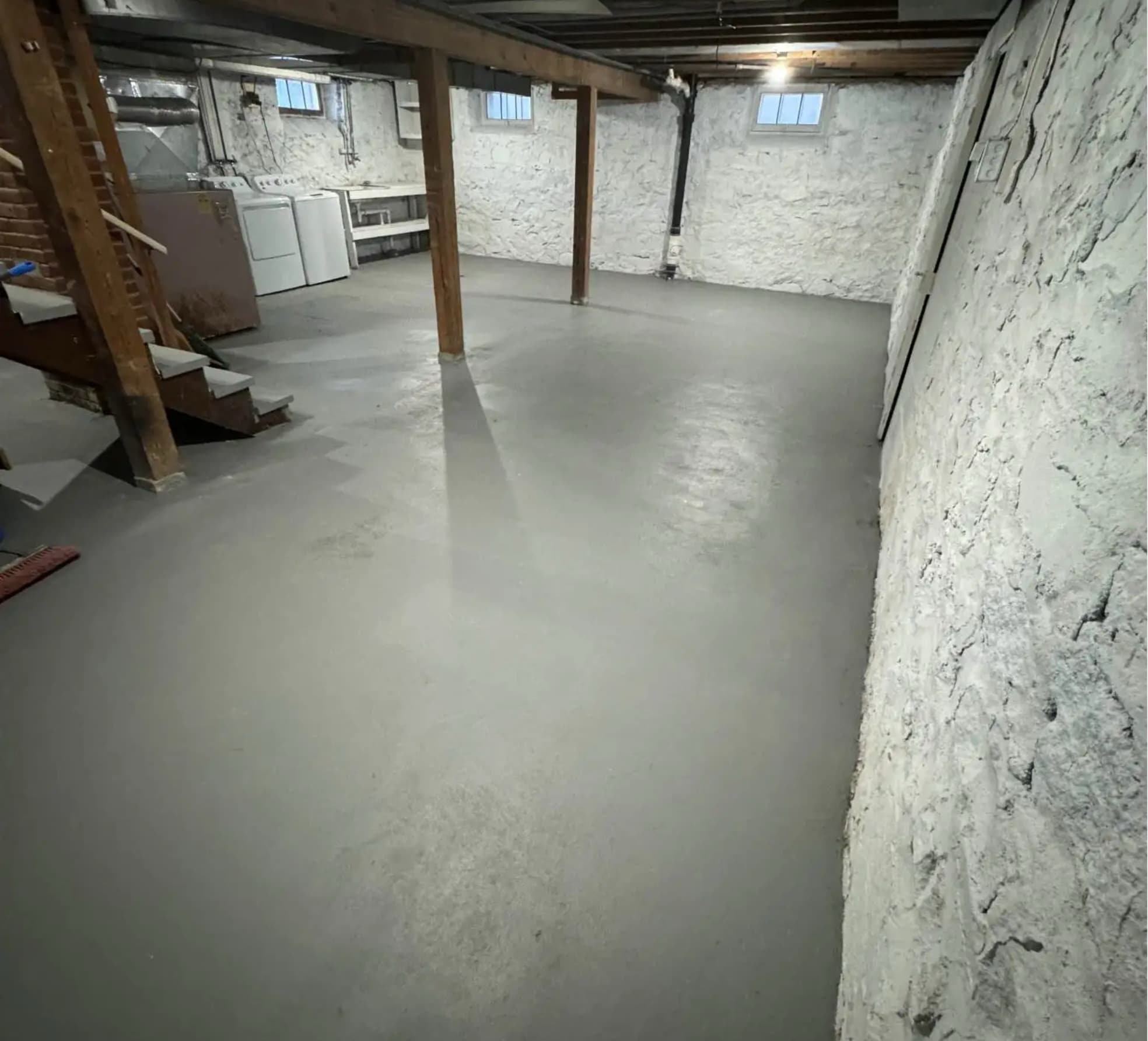 Building Photo - 1006 N 1st Ave