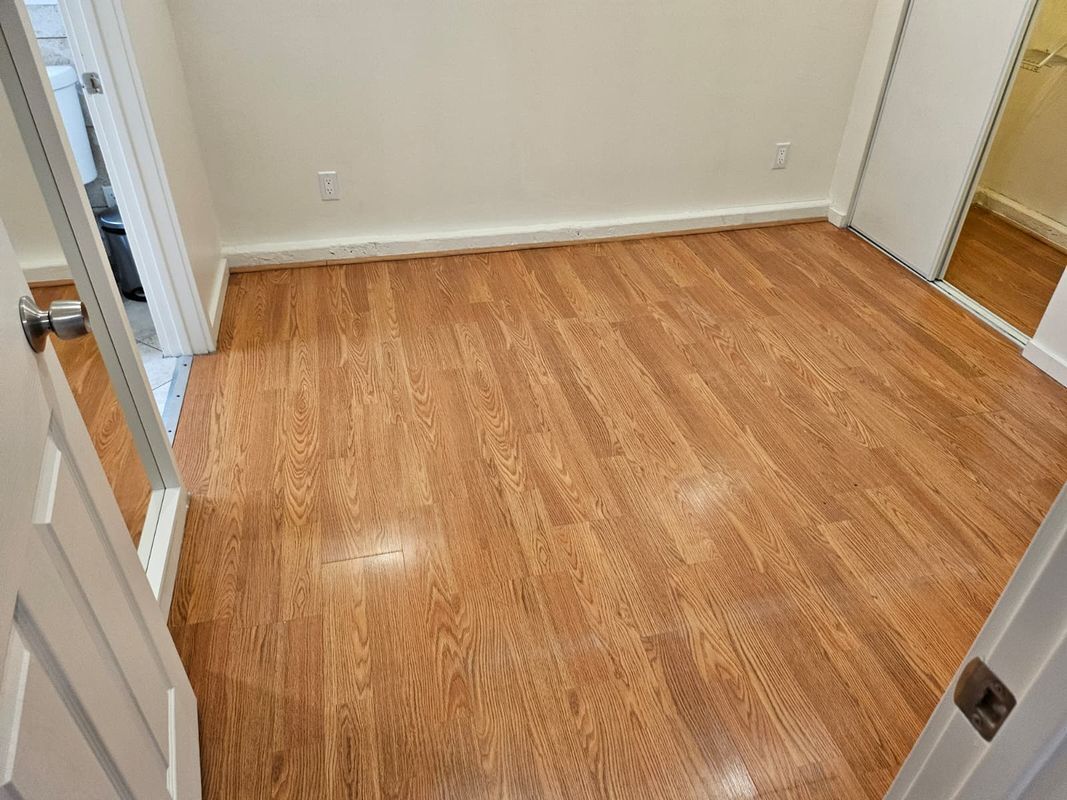 Building Photo - 20624 Kittridge St