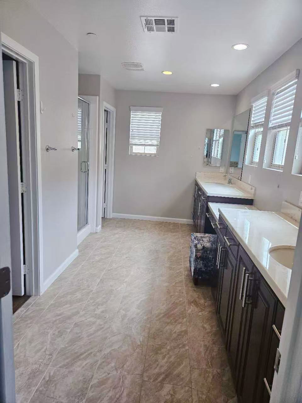 Master bath - 409 San Francisco Ct