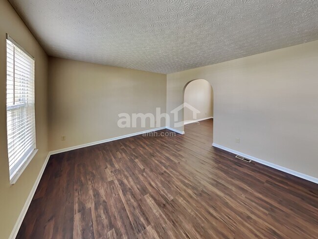 Building Photo - 2967 Wallcrest Blvd