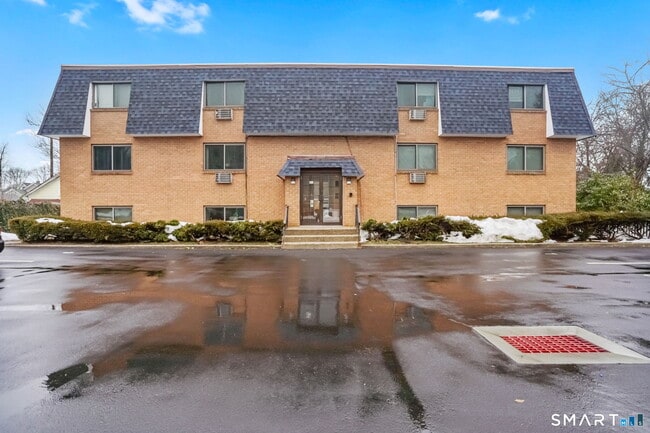 Building Photo - 65 California St