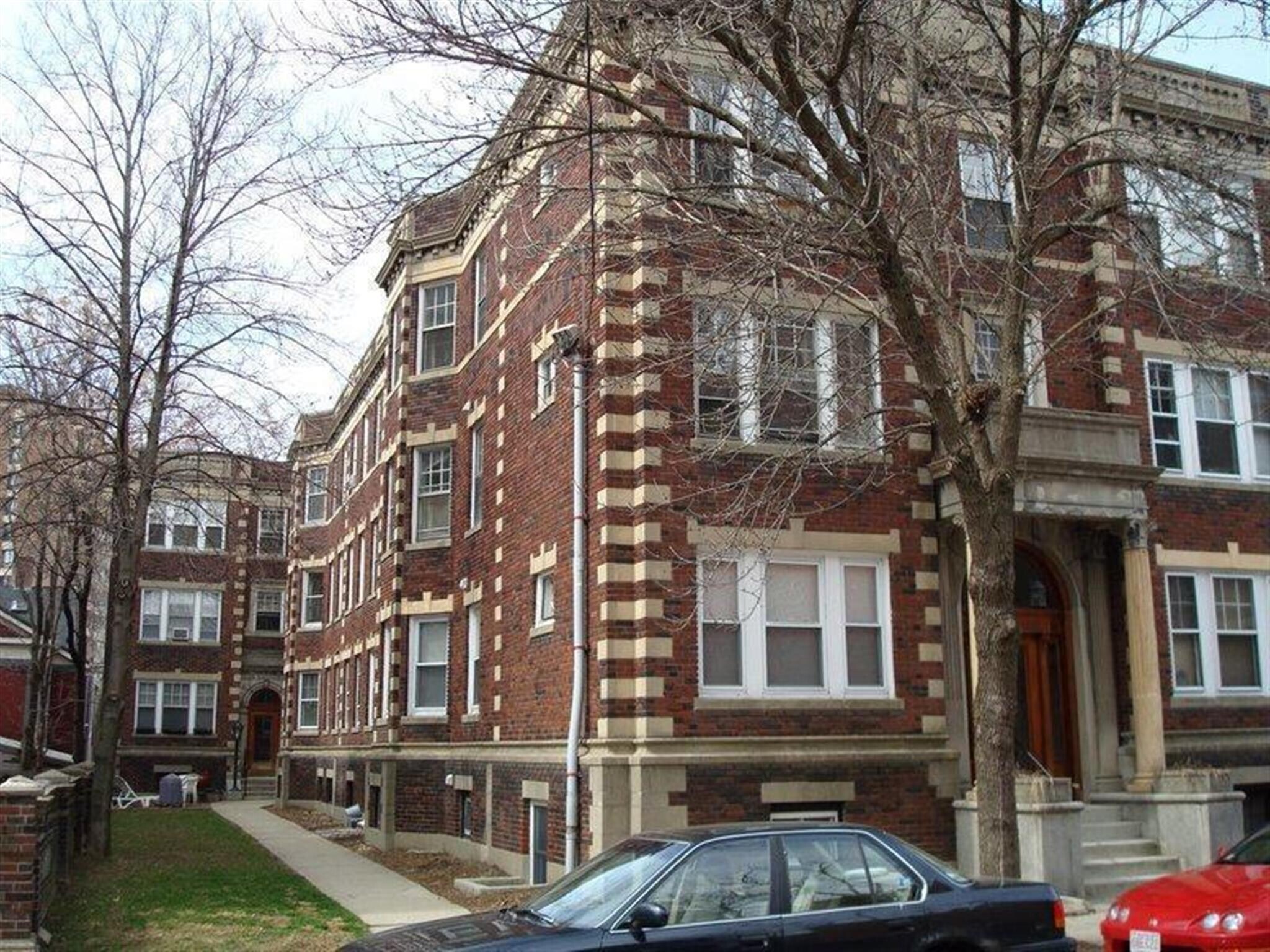 Building Photo - 27 Ellery St
