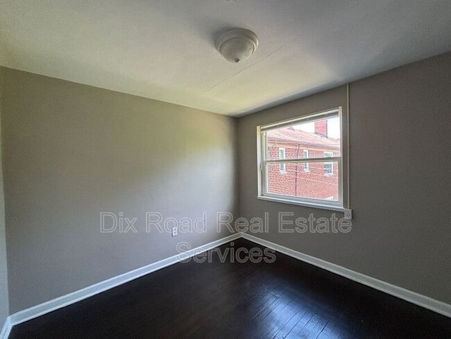 Building Photo - 3507 Kathleen Ave