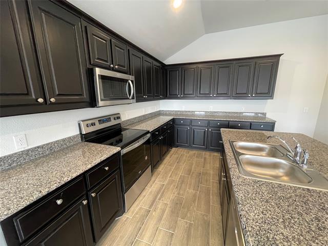Building Photo - 5817 Brookville Dr