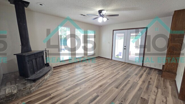 Building Photo - 3 Bed Rental in Norman