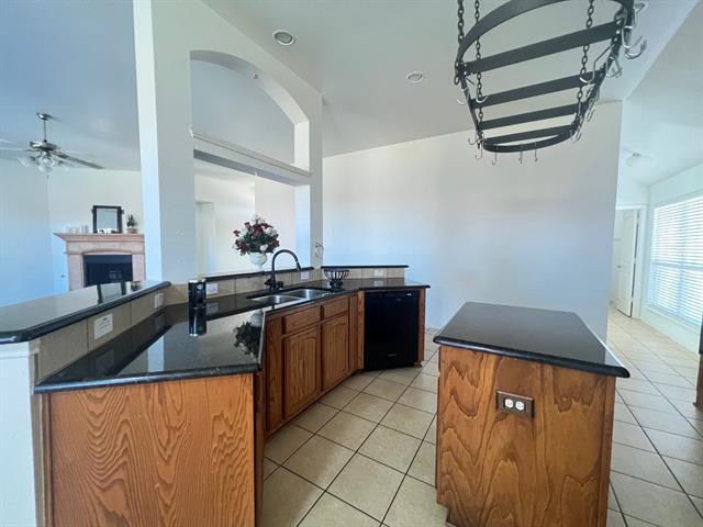 Building Photo - 1721 Nestledown Dr
