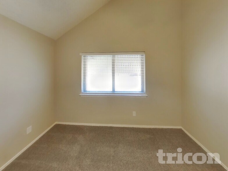 Building Photo - 6621 Brookhaven Trail