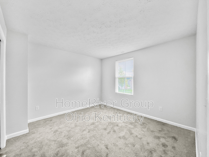 Building Photo - 5013 Sullivans Ridge Dr